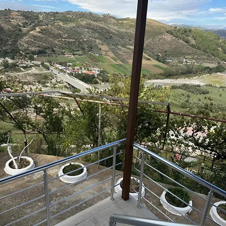Сasa de vacaciones Llanaj *