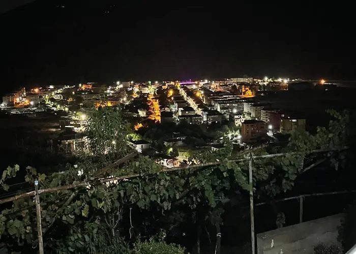 Llanaj Casa de Férias