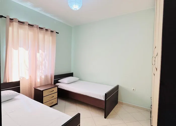 Llanaj Casa vacanze *