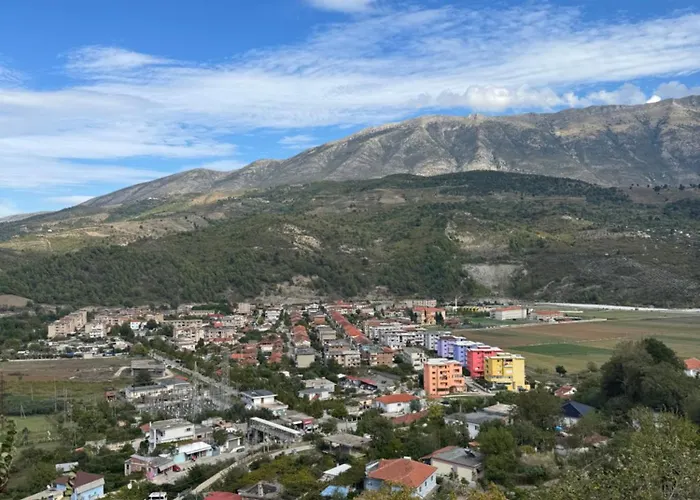 Llanaj Casa de Férias *